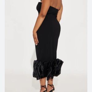 Fashion nova dress. Black. Midi dress.